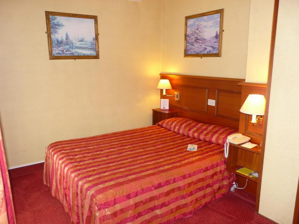 Logis Hôtel Hamiot Boulogne-sur-Mer Kamer foto
