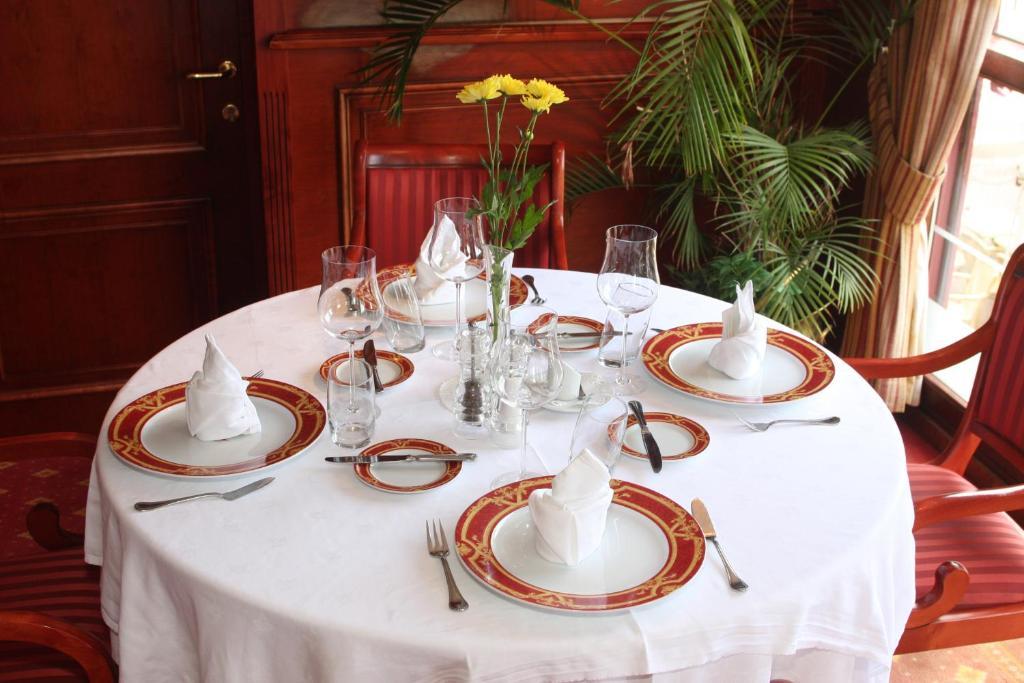 Logis Hôtel Hamiot Boulogne-sur-Mer Buitenkant foto