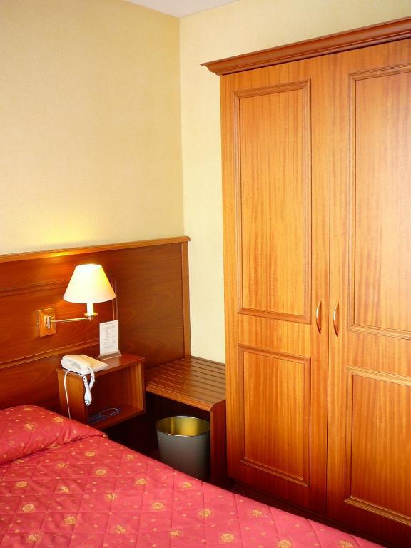 Logis Hôtel Hamiot Boulogne-sur-Mer Kamer foto